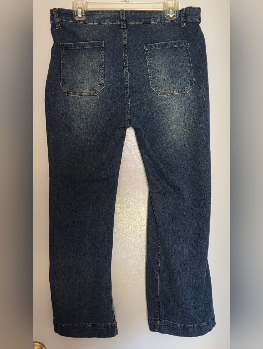 Dark Wash Straight Leg Crop Jeans